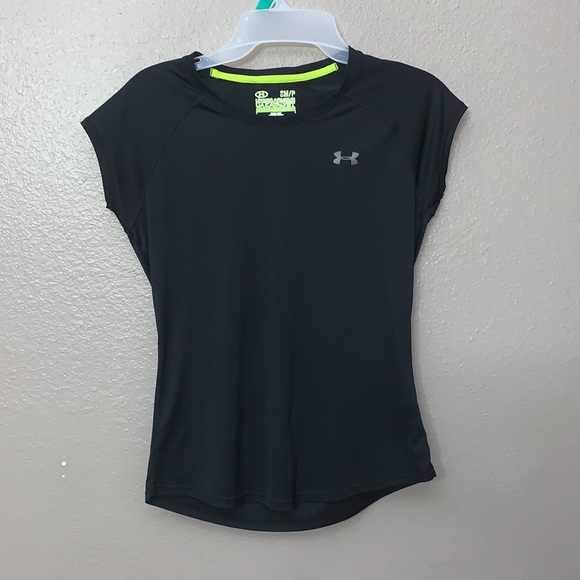 Under Armour Semi-Fitted Catalyst HeatGear Black Shirt Woman’s small - Picture 2 of 10